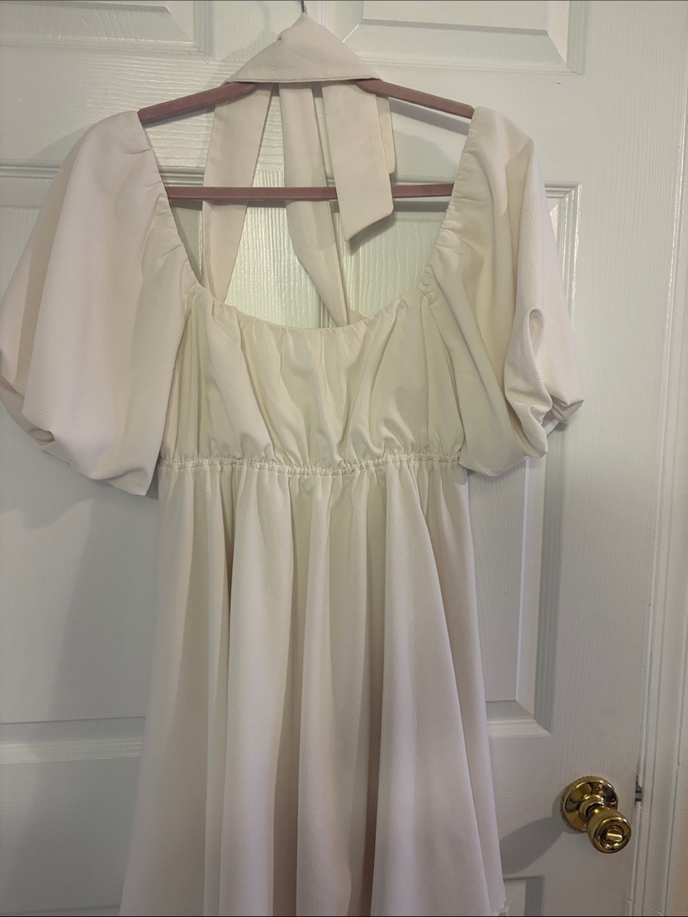 Cream Puff Sleeve Tie-Back Mini Dress